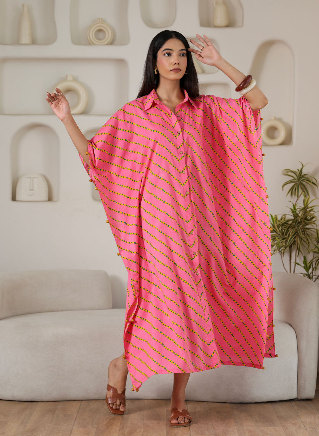Gulabi Lehariya Kaftan