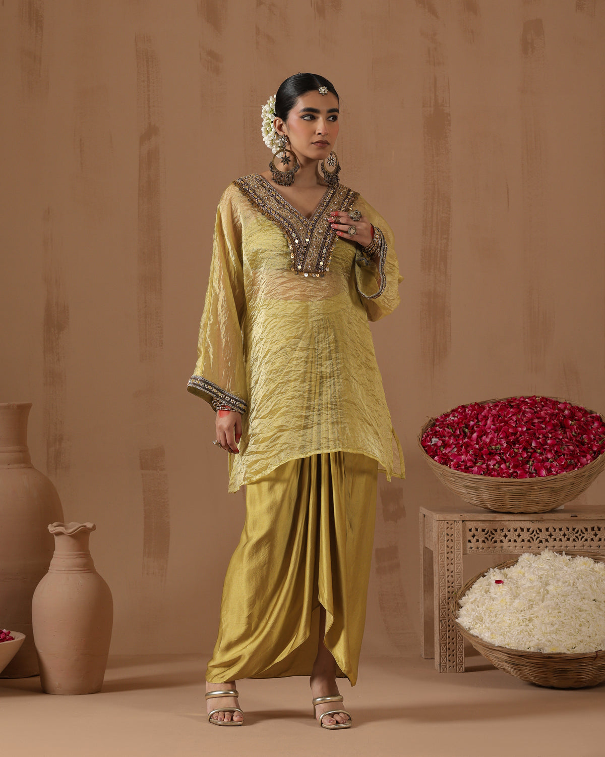 Lavanya Dori Kaftan Set