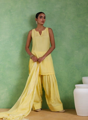 Zareen Salwar Set
