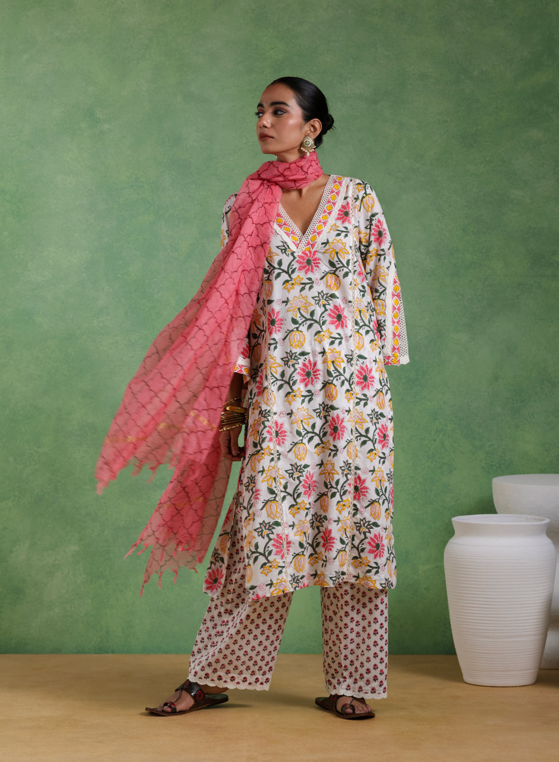 Noorvi Hand Block Suit Set