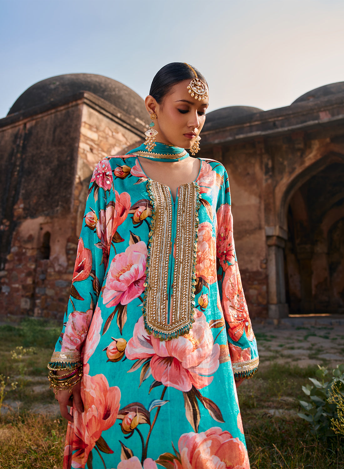 Fariya Printed Velvet Suit Set