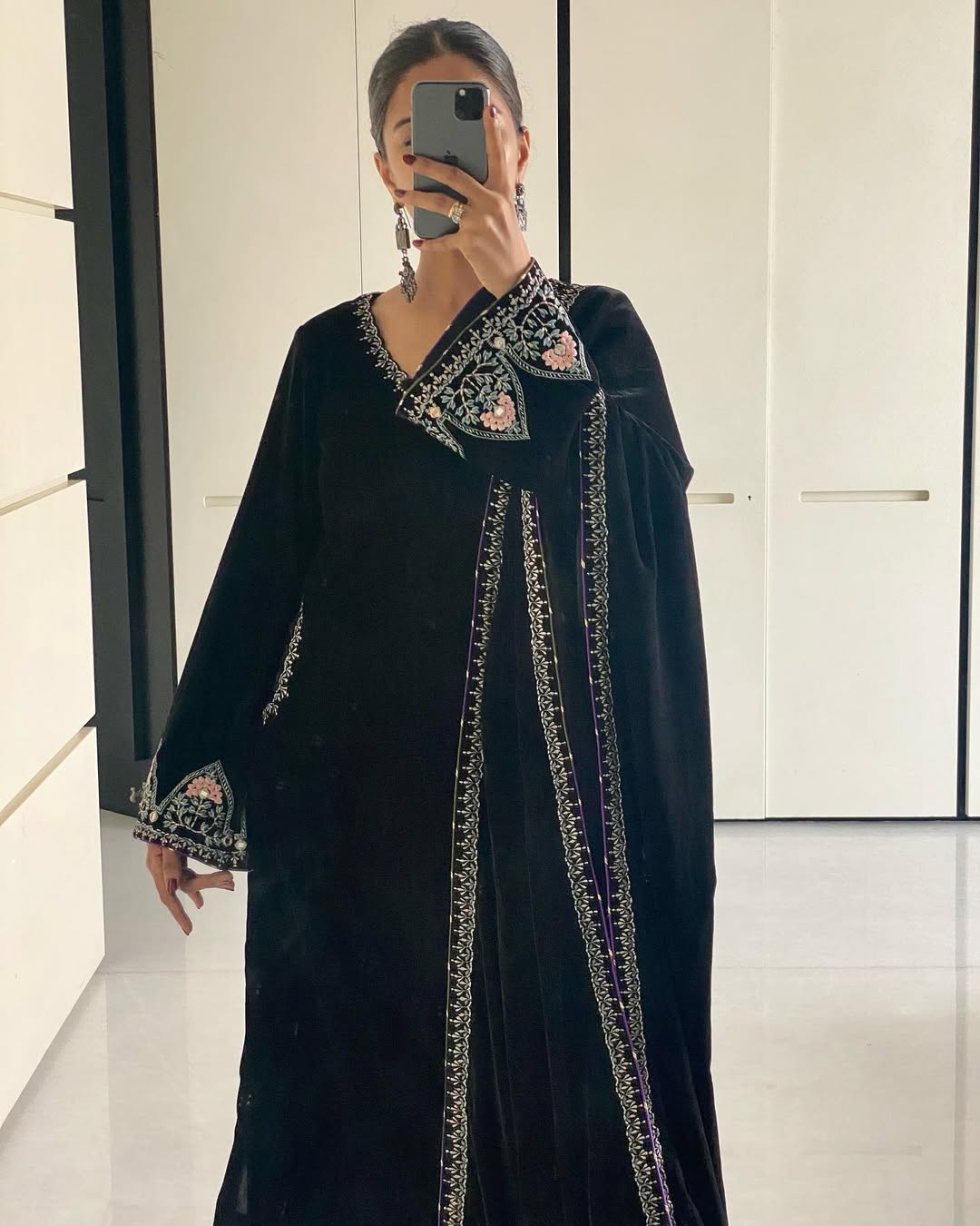 Namrata Velvet Set
