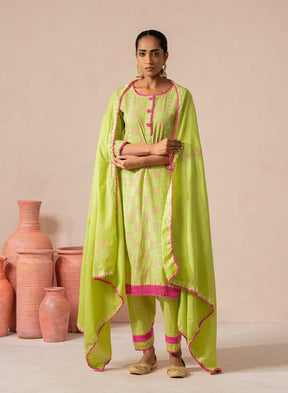 Madhu Bandhani Print Suit Set