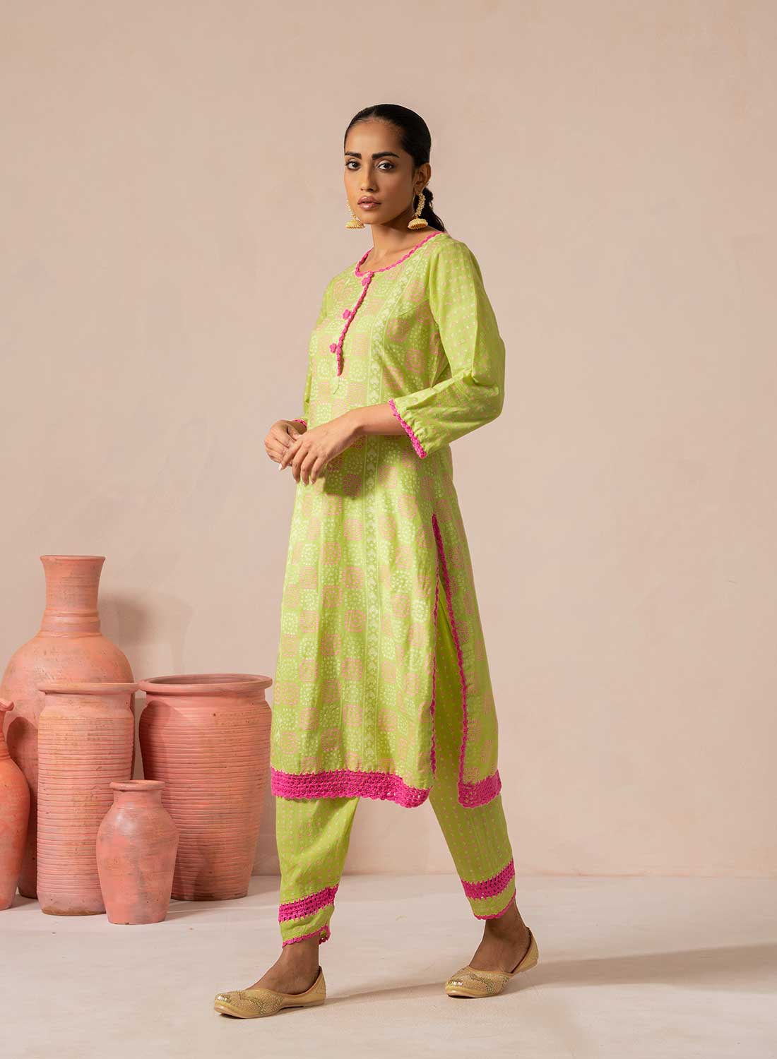 Madhu Bandhani Print Suit Set