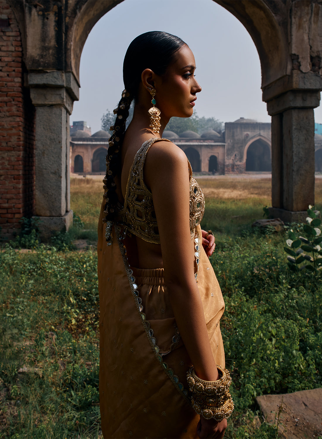 Noori Mirror Work Tissue Saree