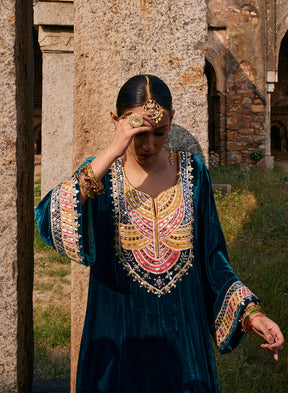 Sharvi Velvet Salwar Set