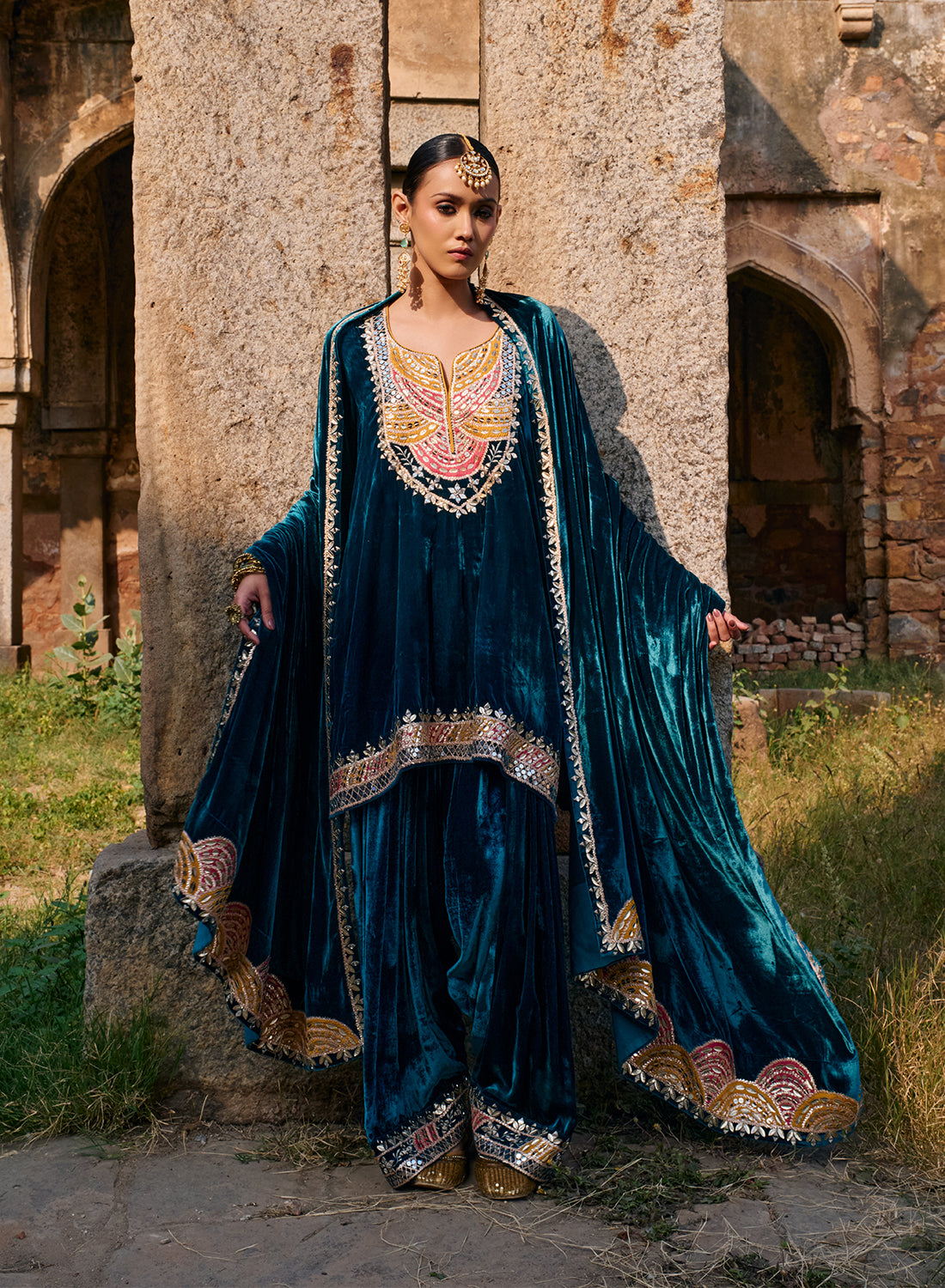 Sharvi Velvet Salwar Set