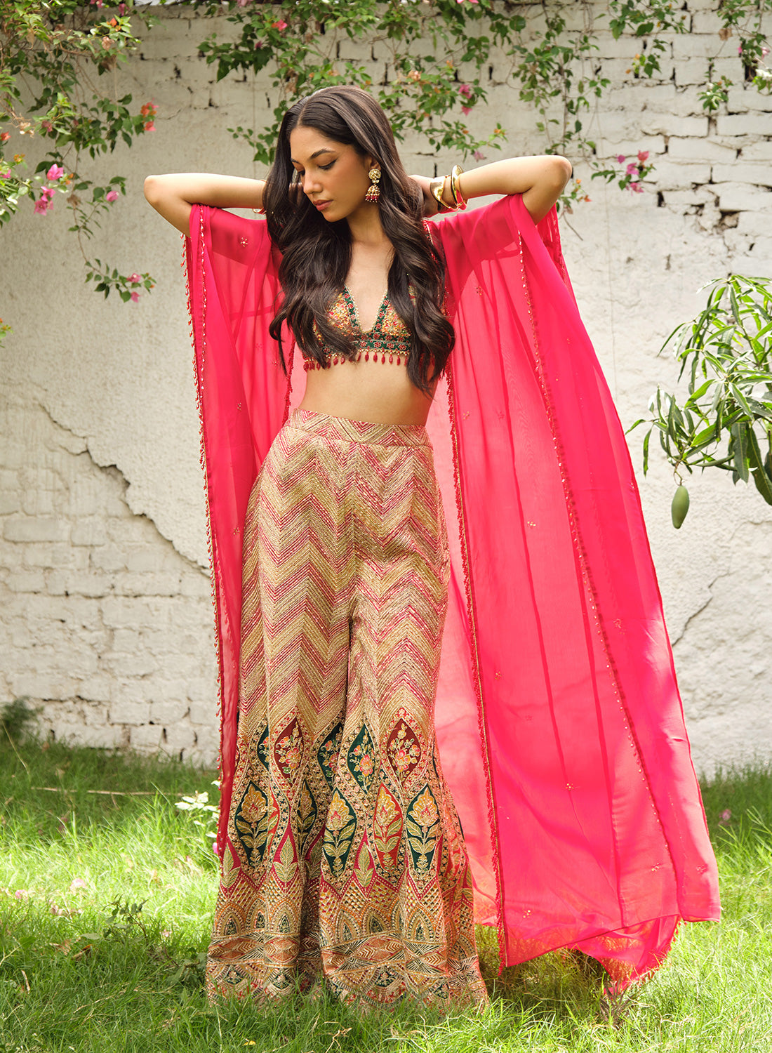 Yara Cape Set