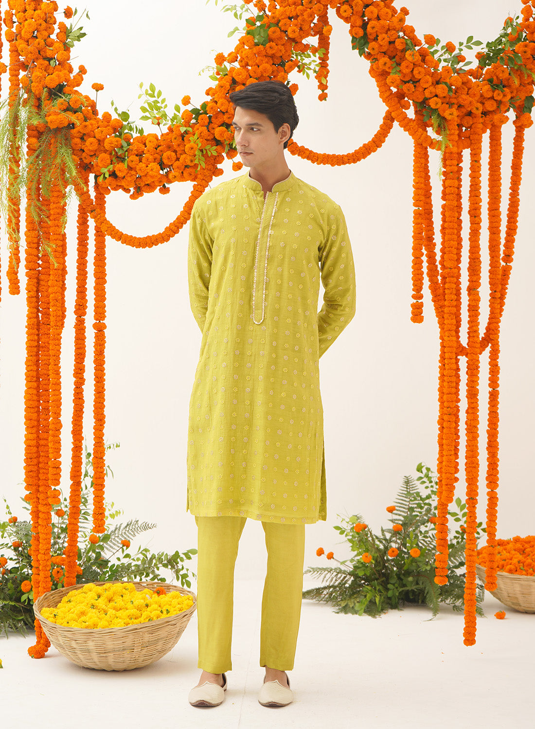 Yash Mukaish Floral Kurta Set