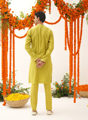Yash Mukaish Floral Kurta Set