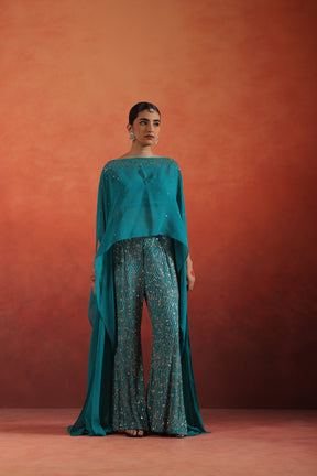 Evara Sequence Cape Set - complete outfit