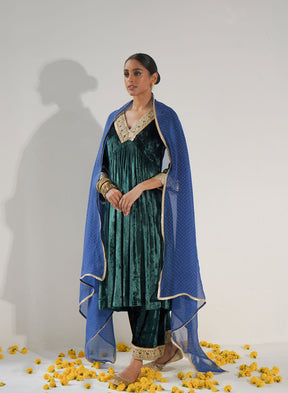 Bhoomi Velvet Anarkali