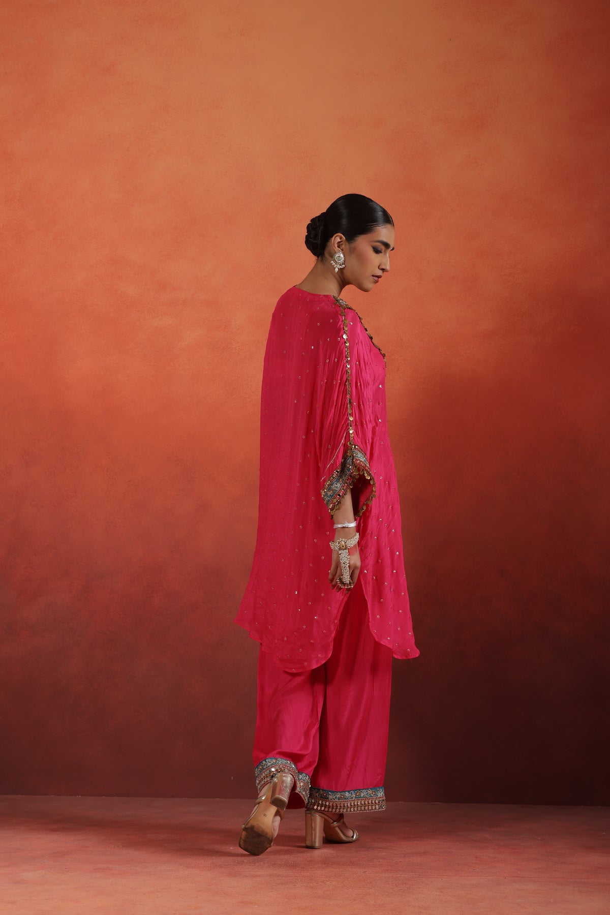 Neelaya Sequence Kaftan Set - additional view 3