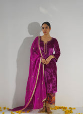 Adya Velvet suit set