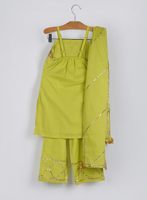 Kids Green Gota Patti Spagetti Suit Set